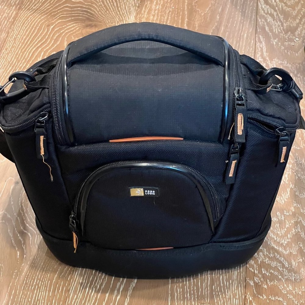 Case Logic SLRC-202 Medium DSLR Camera Bag